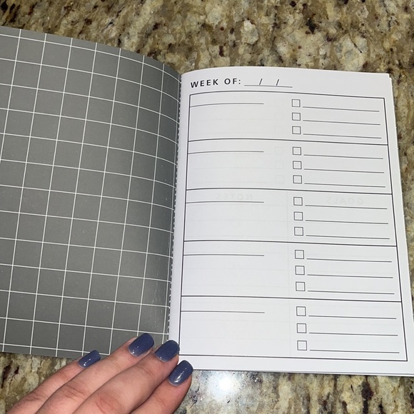 Weekly Goals Planner - Picture 2 of 3